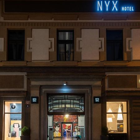 เอ็มวายเอ็กซ์ โฮเทล ปราก บาย เลโอนาร์โด โฮเทล Hotel ภายนอก รูปภาพ