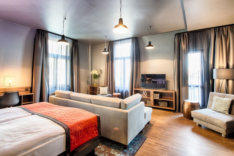 เอ็มวายเอ็กซ์ โฮเทล ปราก บาย เลโอนาร์โด โฮเทล Hotel ภายนอก รูปภาพ